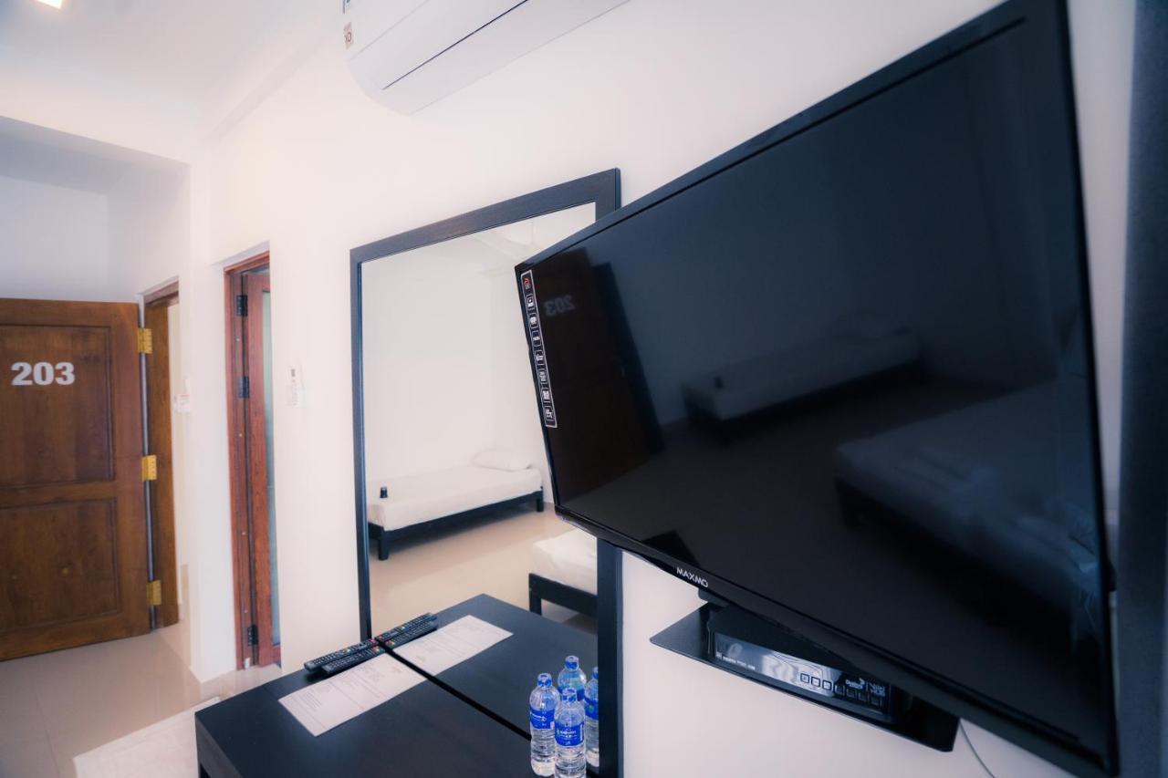 Kozy B&B Dehiwala-Mount Lavinia Exteriör bild